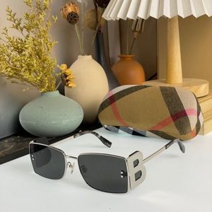 Burberry Sunglasses 686
